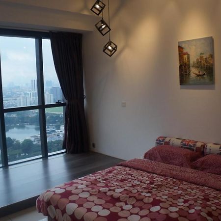 M City Center Jalan Ampang Lakeview Klcc Kl Tower Merdeka 118 Trx View Куала-Лумпур Экстерьер фото