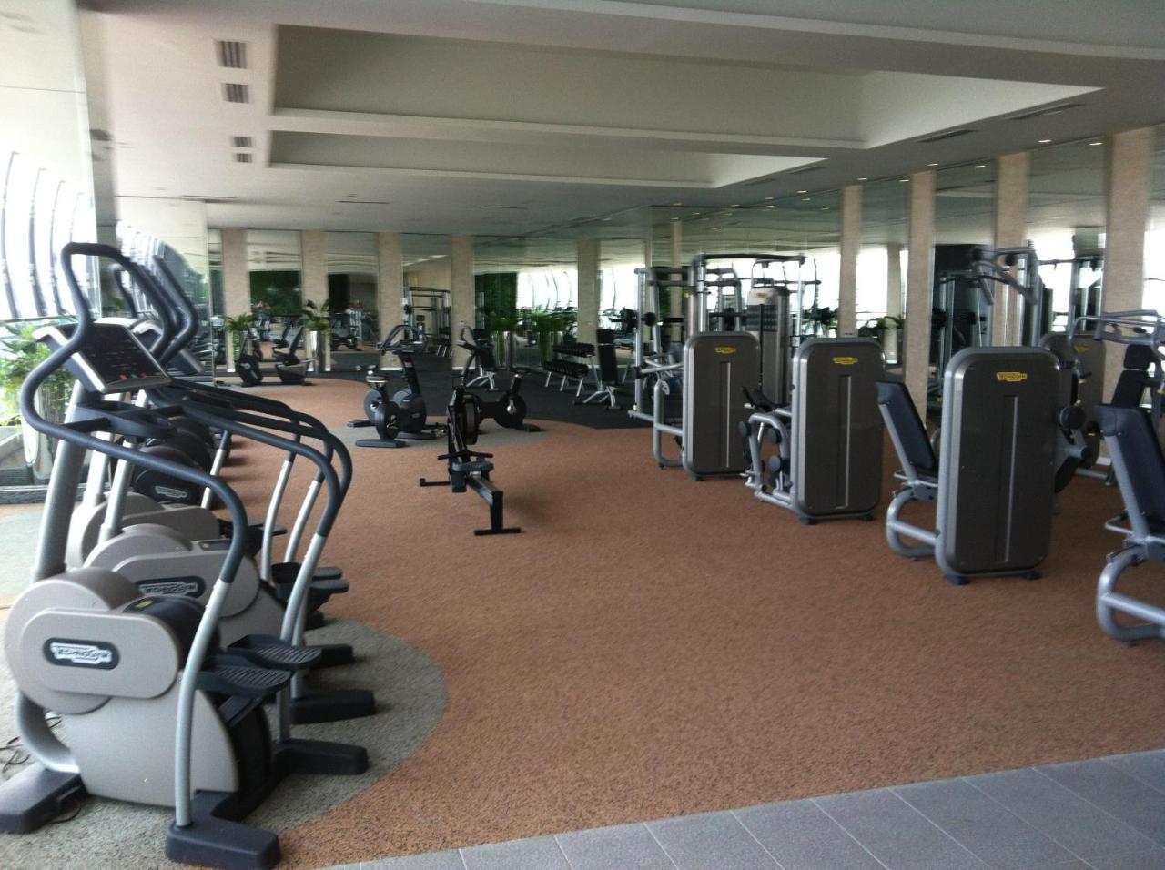 M City Center Jalan Ampang Lakeview Klcc Kl Tower Merdeka 118 Trx View Куала-Лумпур Экстерьер фото