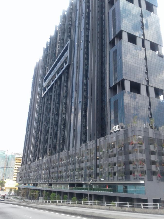 M City Center Jalan Ampang Lakeview Klcc Kl Tower Merdeka 118 Trx View Куала-Лумпур Экстерьер фото