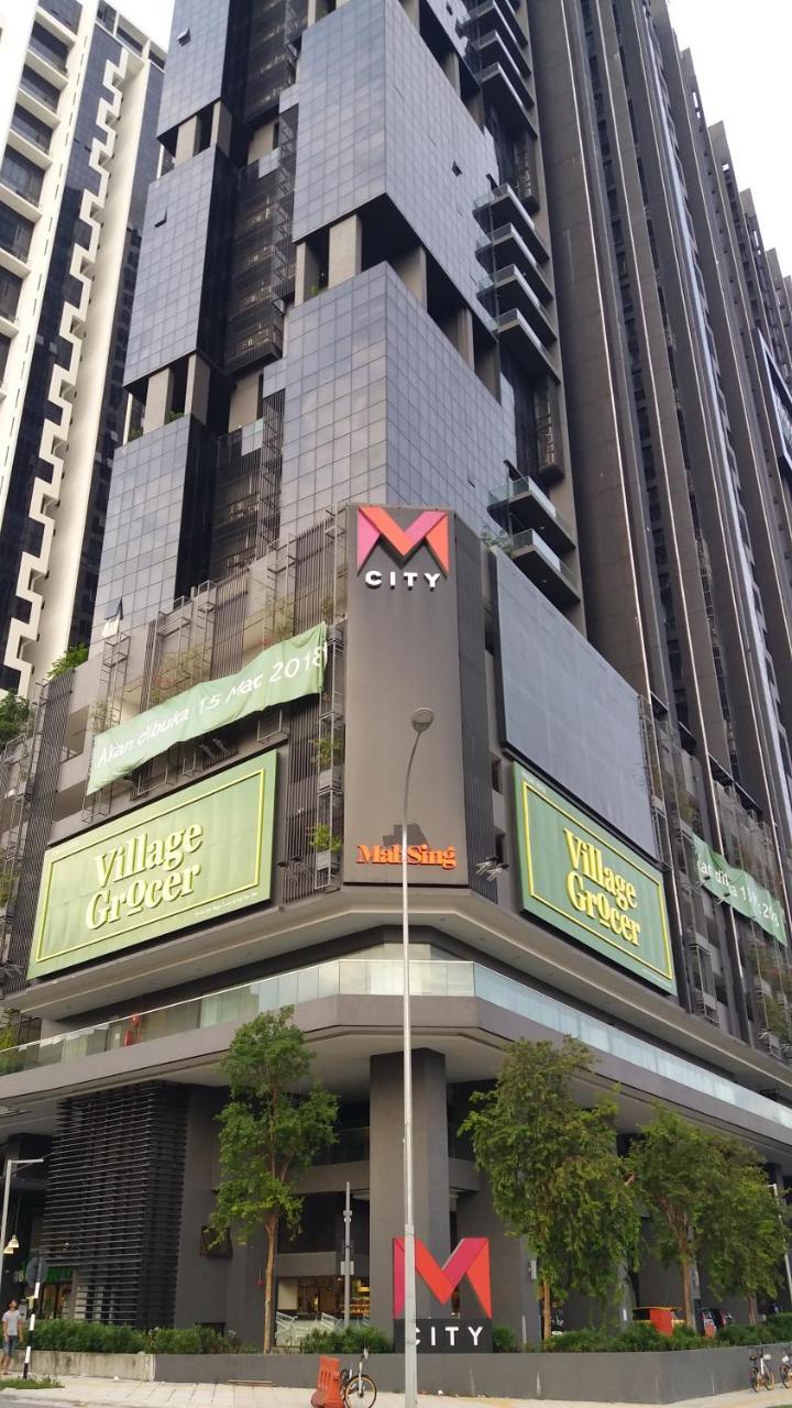 M City Center Jalan Ampang Lakeview Klcc Kl Tower Merdeka 118 Trx View Куала-Лумпур Экстерьер фото